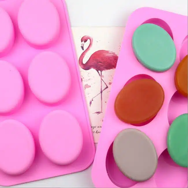 Molde 6 pastillas de jabón ovaladas: ¡la forma vintage siempre actual! (tamaño de una sola pastilla de jabón: 7,8*6*2,5 cm de alto) - Imagen 3